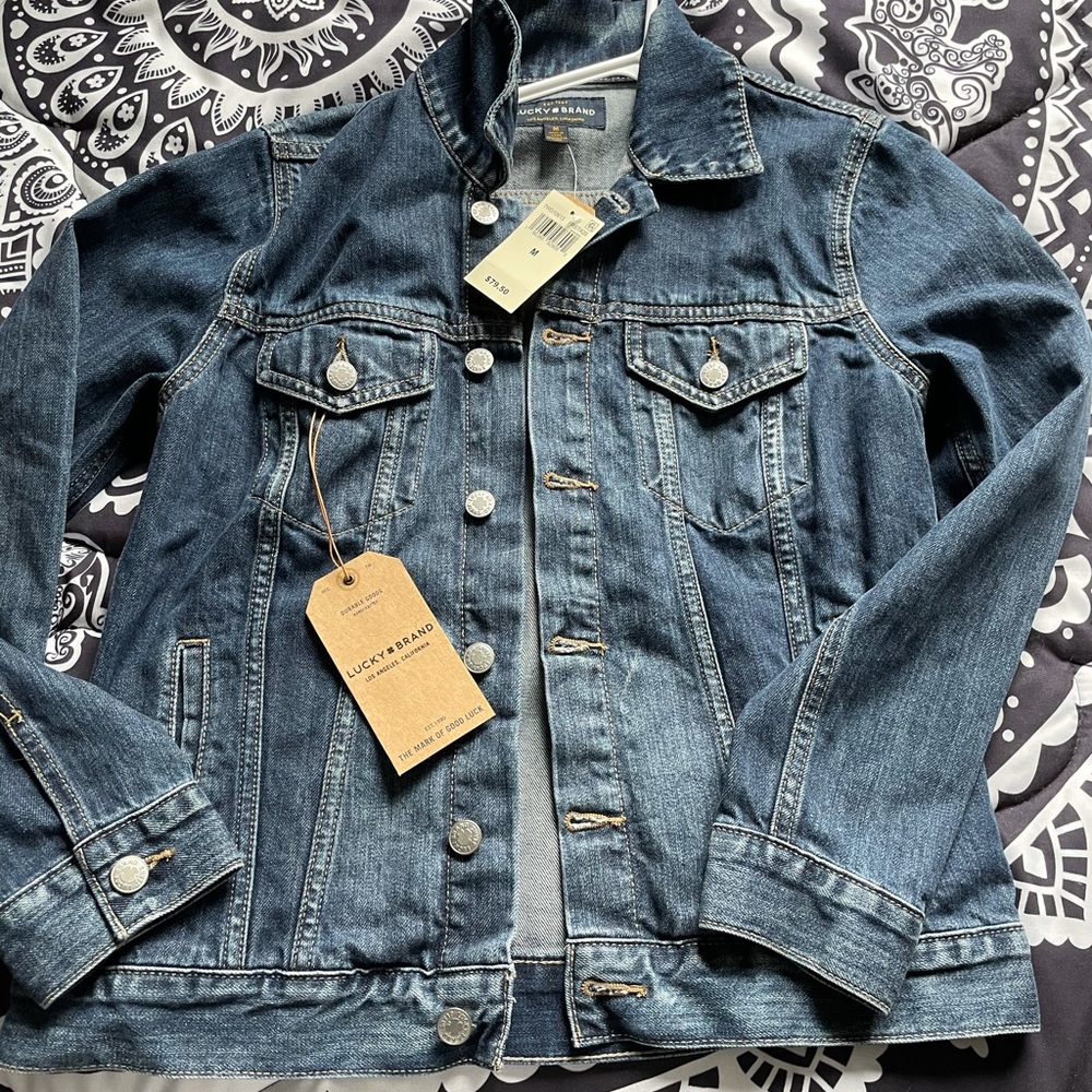 Lucky brand women’s denim jacket medium
